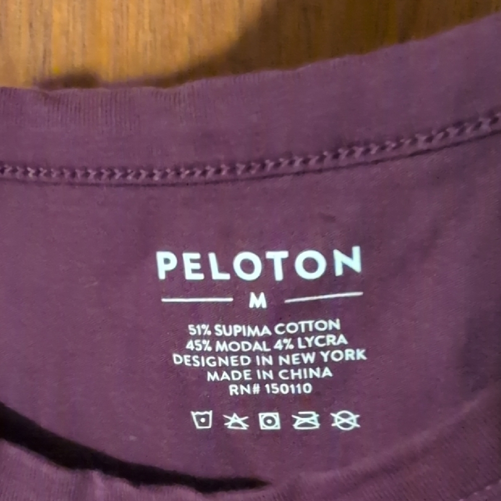 Peloton NWT Women's Racer Tank Top Shirt Purple - Picture 2 of 3